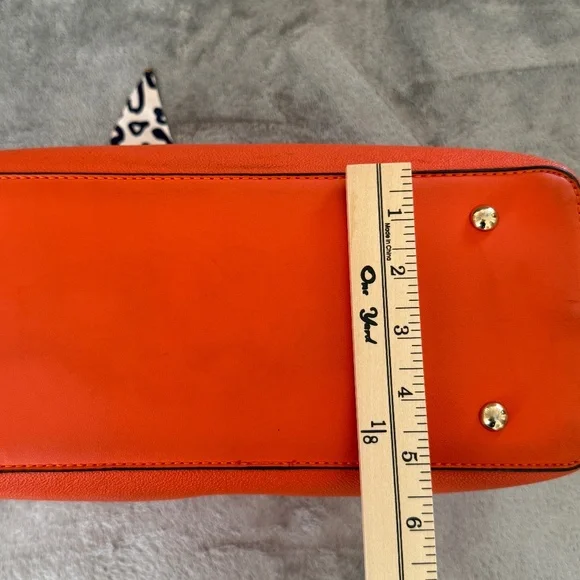 🧡GUC Orange Structured Handbag 🧡 - Picture 10 of 13
